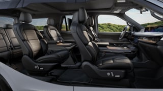 2025 Lincoln Lincoln Navigator Internal Image 1
